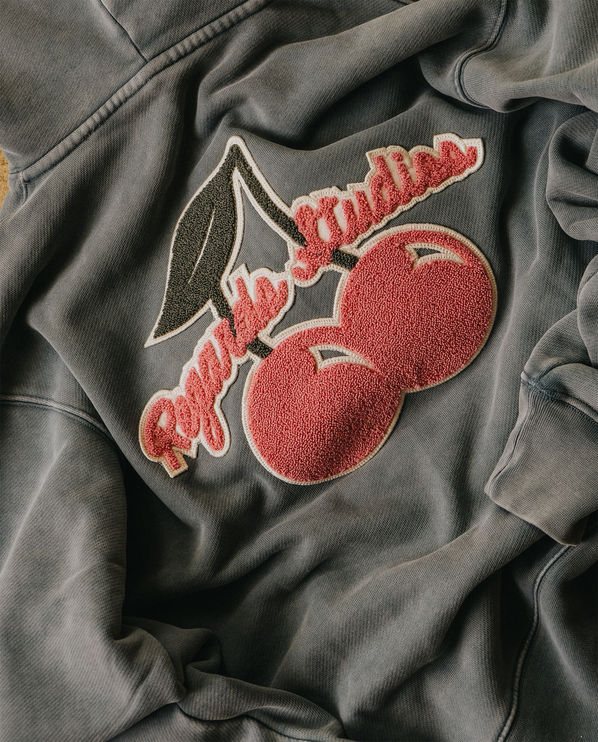 CHENILE CHERRY HOODIE - GREY WASHED