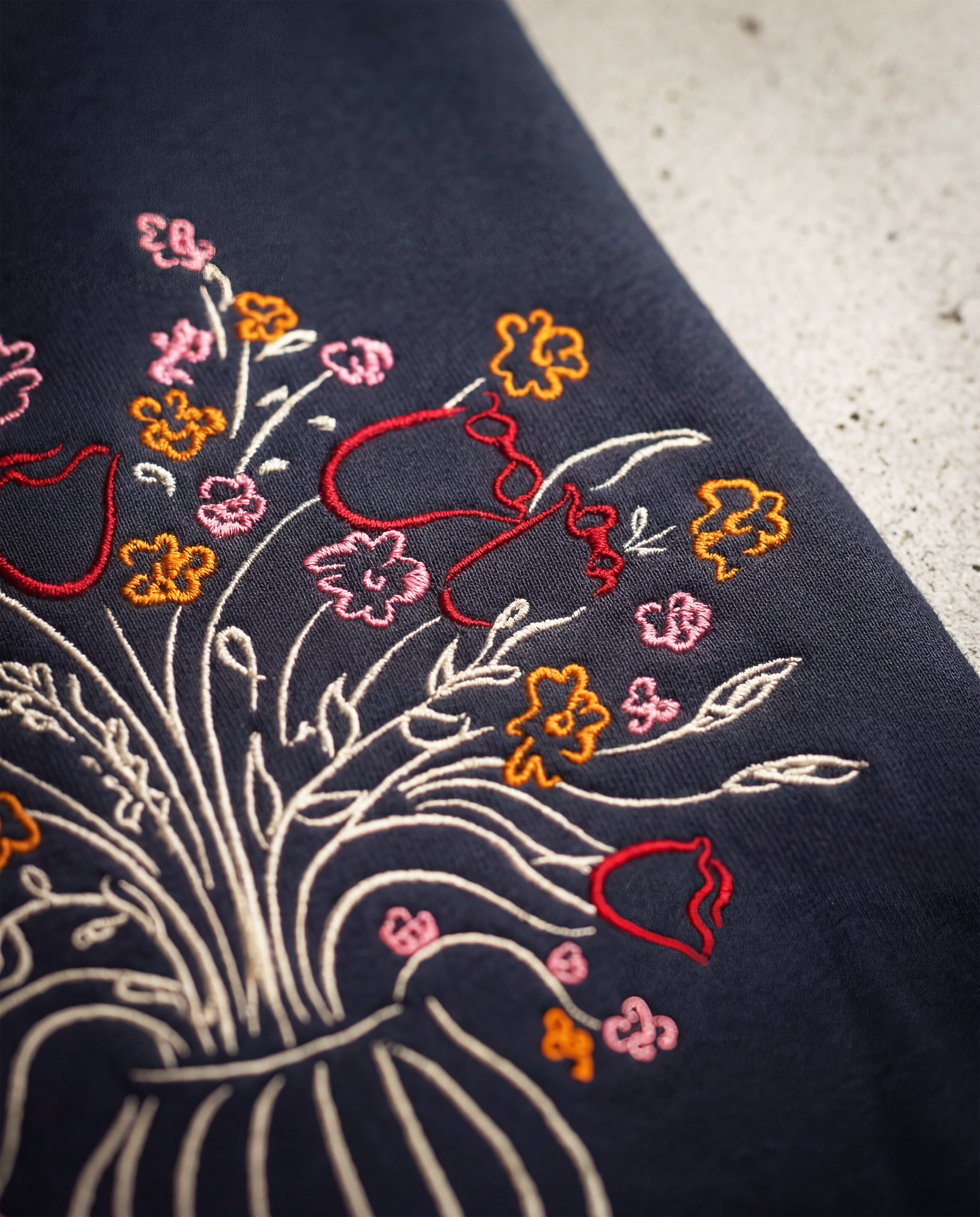 BOUQUET CREWNECK - NAVY